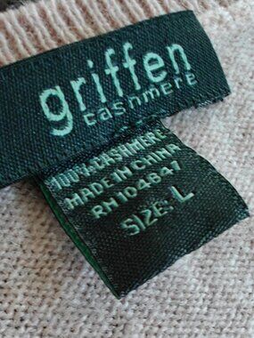 100 percent cashmere pale pink crewneck